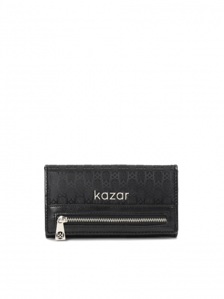 Billetera de mujer de tela negra decorada con el monograma de KAZAR 