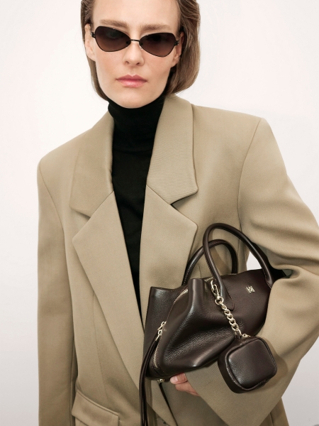 Bolso marrón con cremallera de doble cursor  AMARA