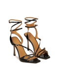 Sandalias de tiras negras de charol ALEXIS