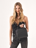 Bolso negro decorado con remaches plateados NASIRA