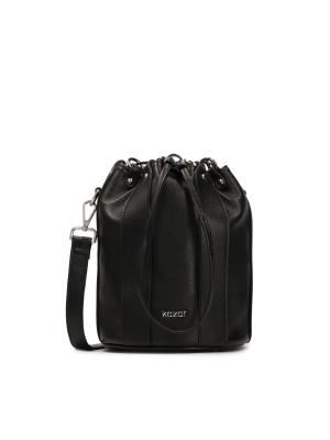 Bolso de cuero negro