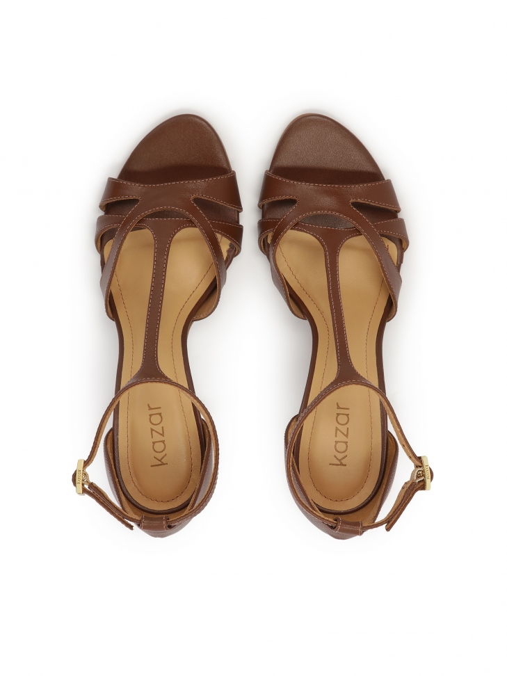 Sandalias de piel marrón con tira vertical MEGAN