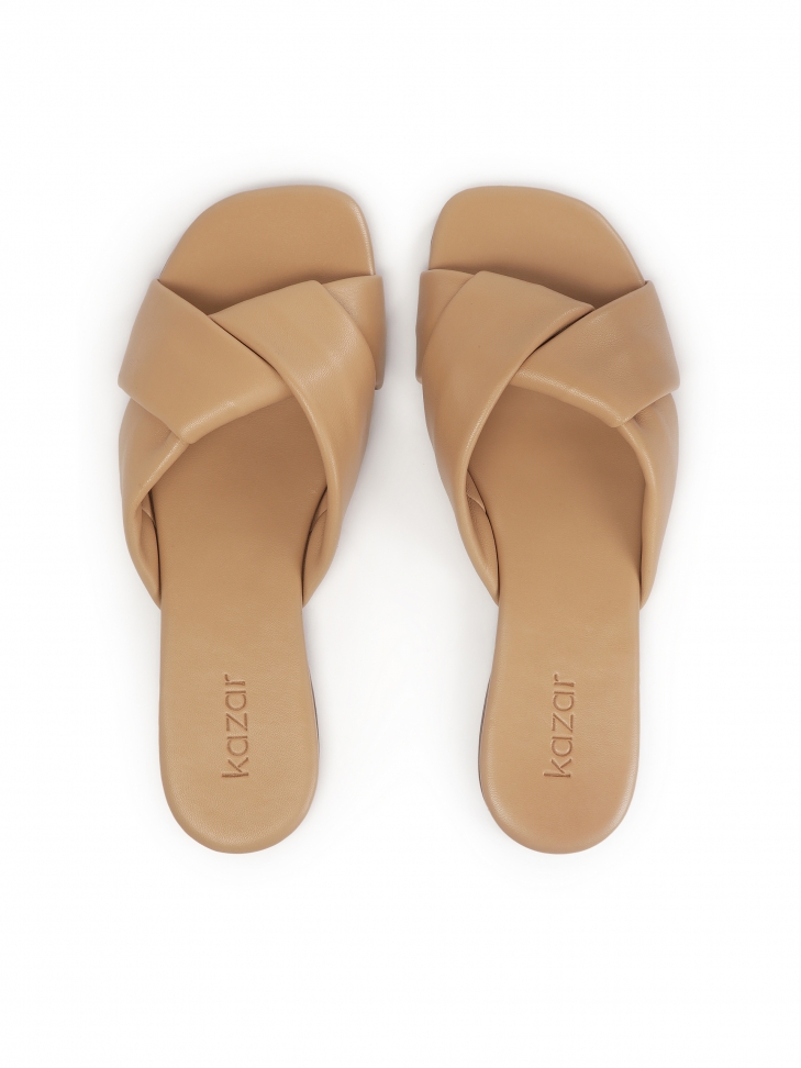 Toboganes beige con suaves tiras  ELANIE