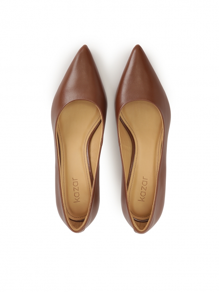 Zapatos de tacón bajo marrones JULA