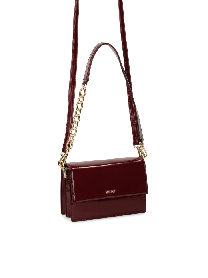 Bolso granate con solapa y correa de cadena JONNA 