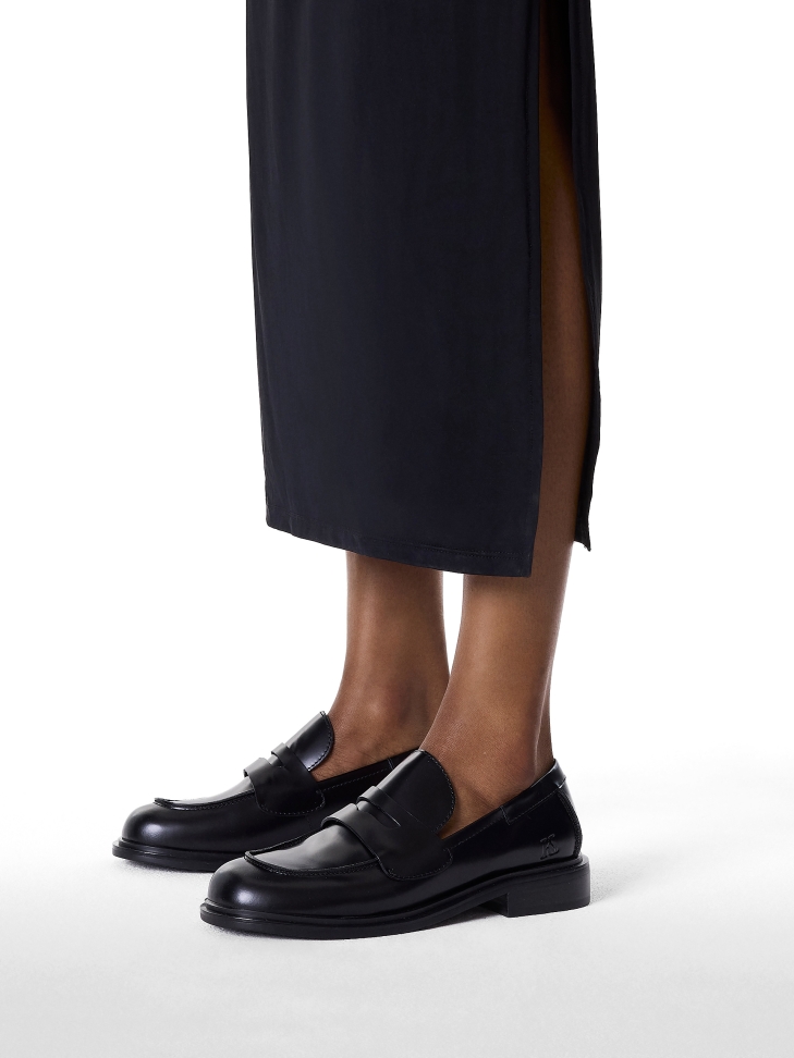 Zapatos clásicos de piel en color negro KS MOUND