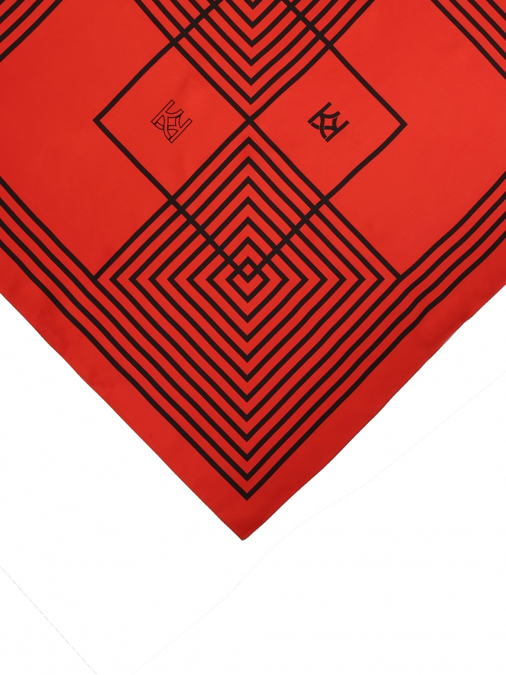Pañuelo de seda rojo con monograma KAZAR NOME