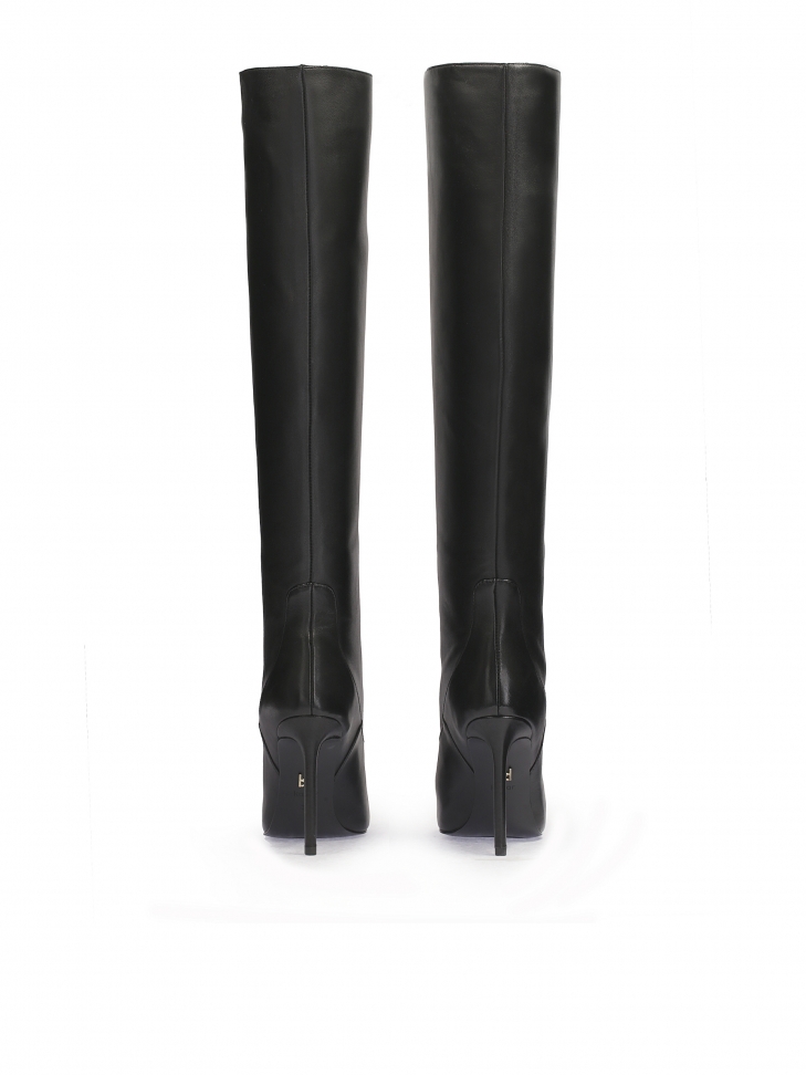 Mosqueteras de cuero negro con parte superior slip-on INGRID