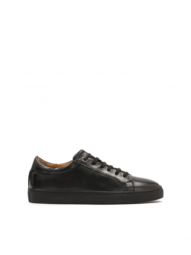 Zapatillas minimalistas de piel negra CASPEROS