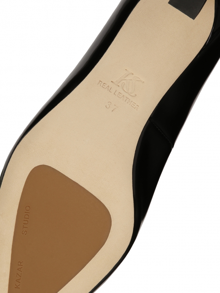 Zapatos de salón negros con punta y tacón inclinado KS AMELIE