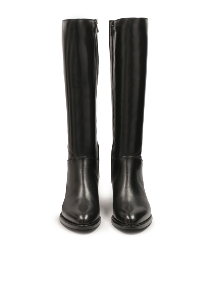 Botas de piel negra con un sencillo empeine LAJANA