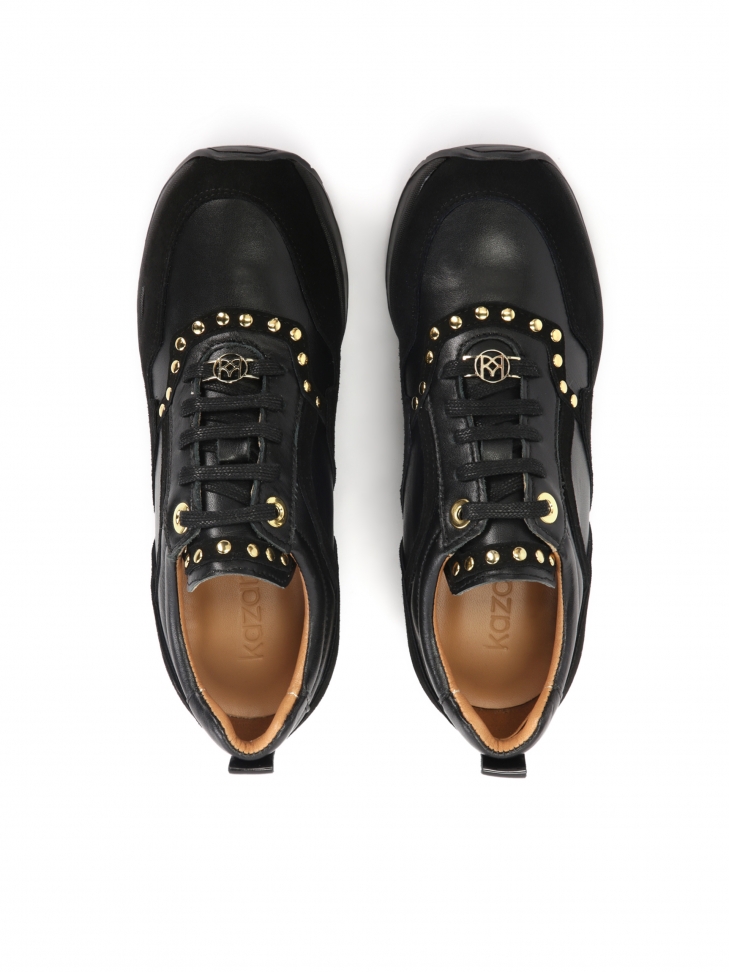 Zapatillas negras con suela elevada MONTI