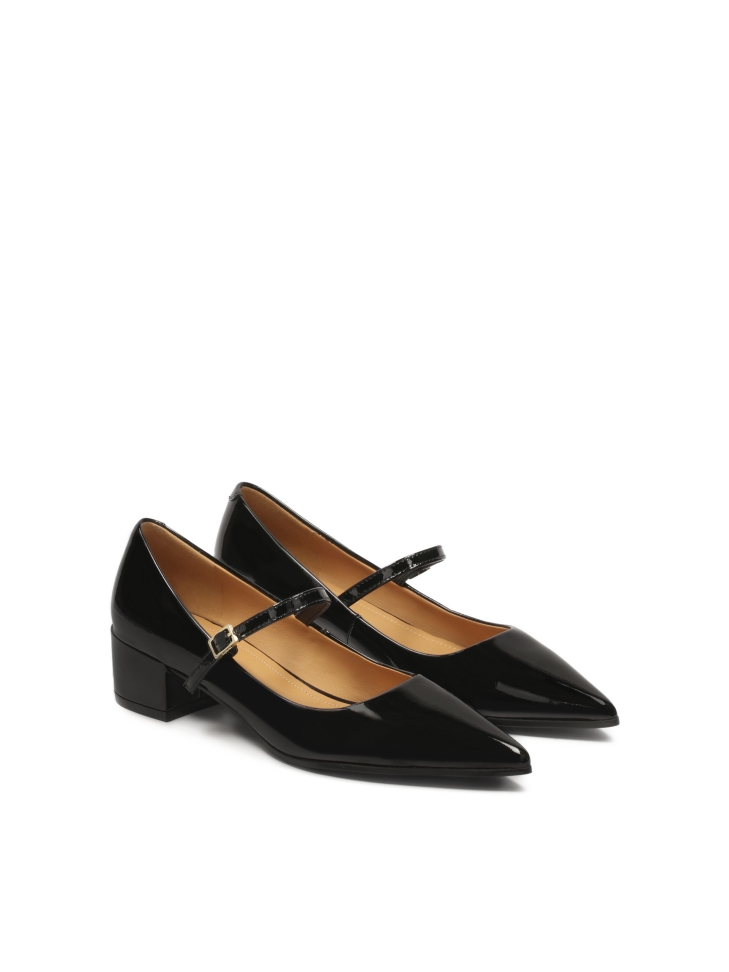 Bombas de tiras de charol con tacón bajo TIFA