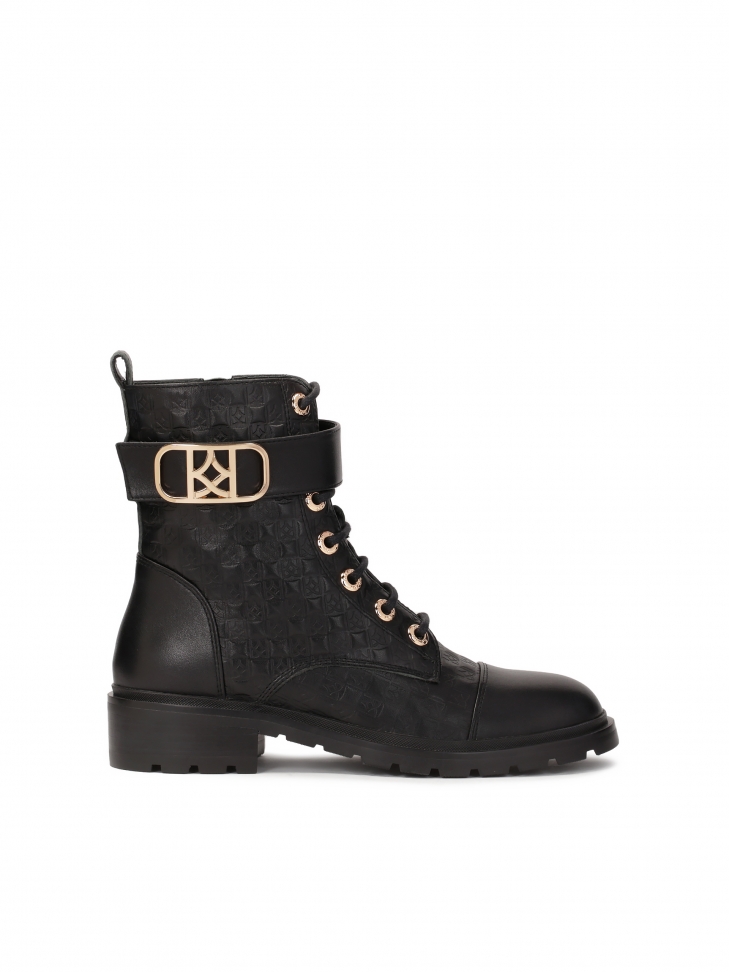 Botas de piel decoradas con motivos en relieve VANITA