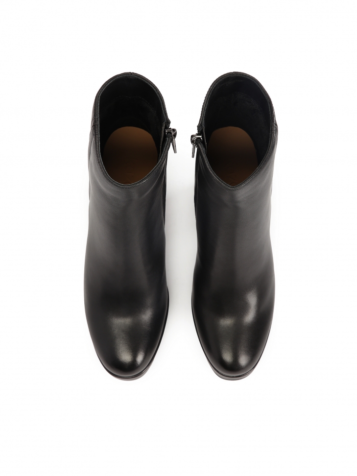 Botas clásicas de piel con tacón FERN