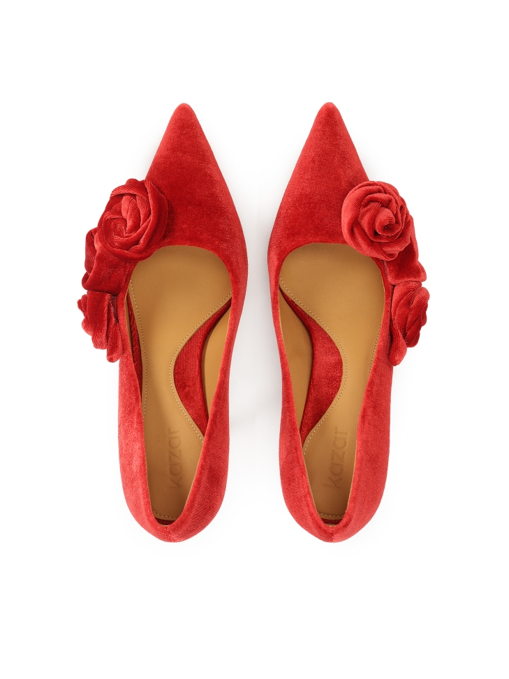 Bombas de tela roja con flores en 3D MARISOL