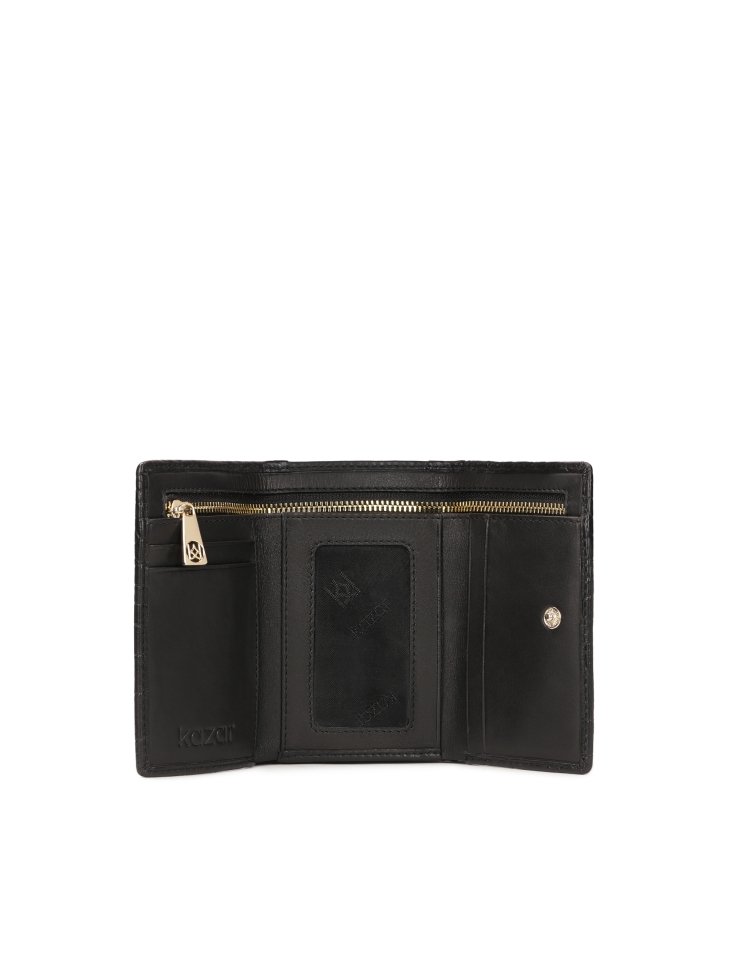 Cartera pequeña con relieve ASA