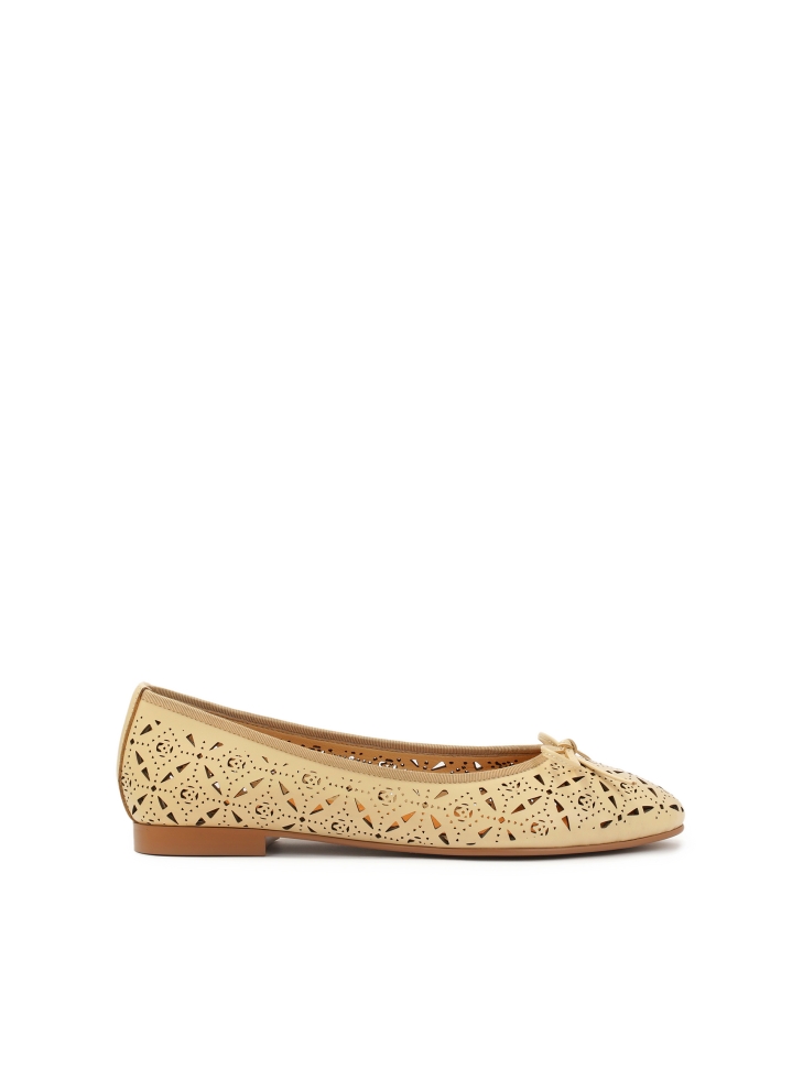 Bailarinas de piel con un fino diseño recortado EILEEN