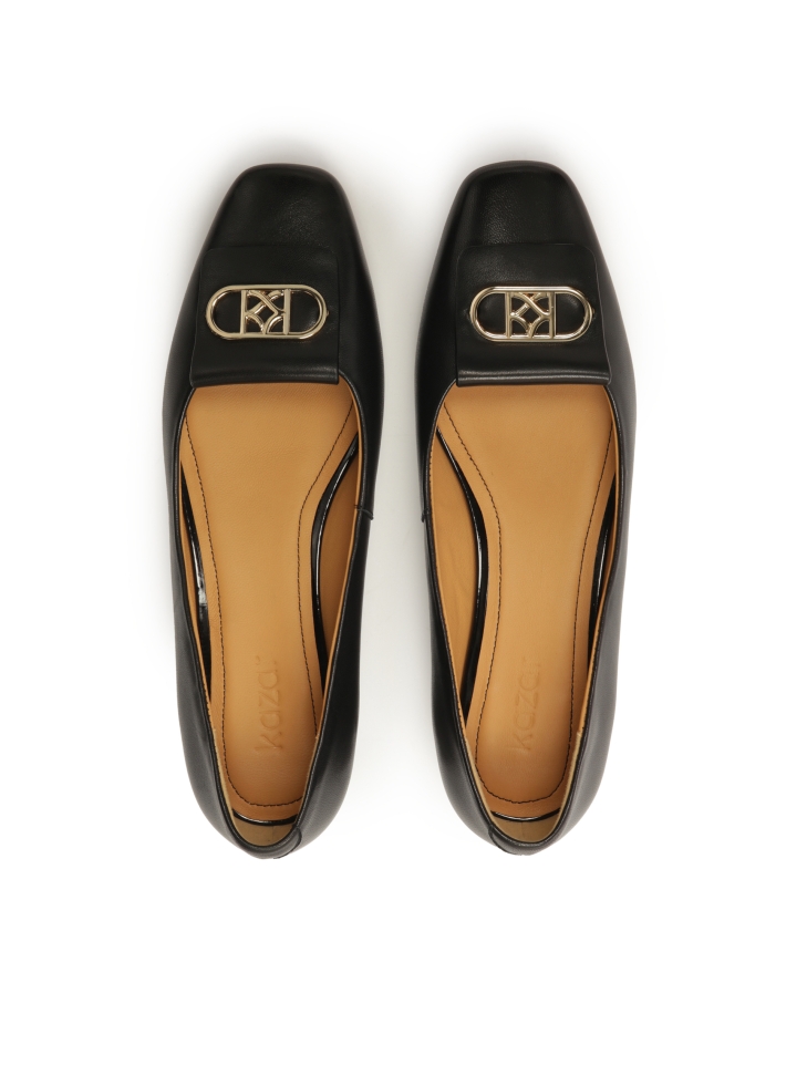 Zapatos de salón de piel negra con un cómodo tacón ESTELLE