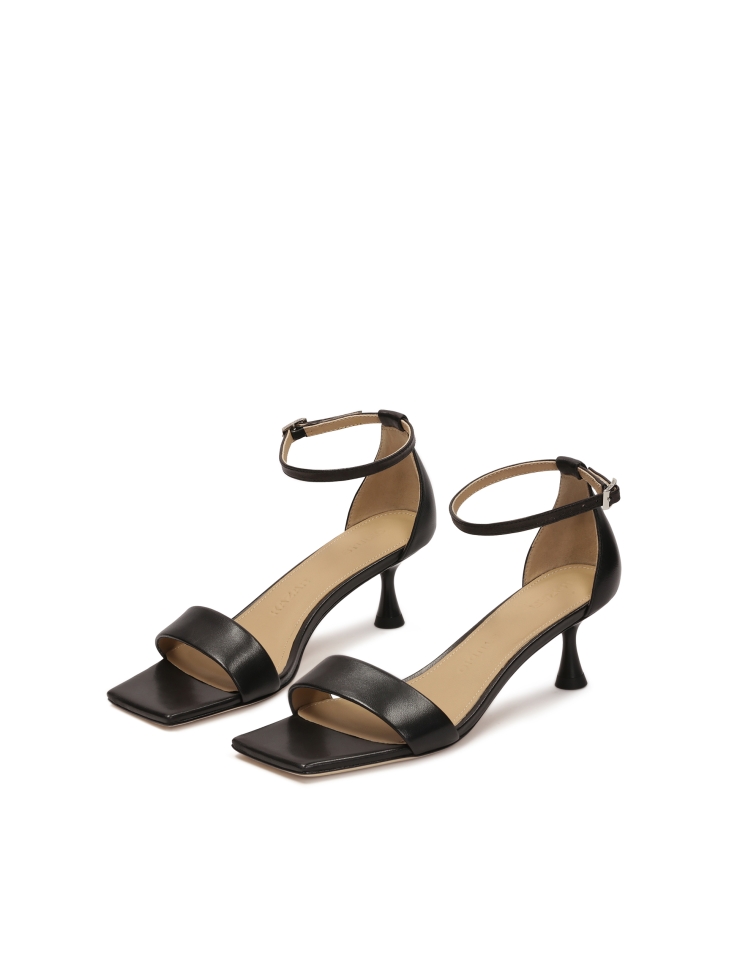 Sandalias negras con tacón KS JAVELIN