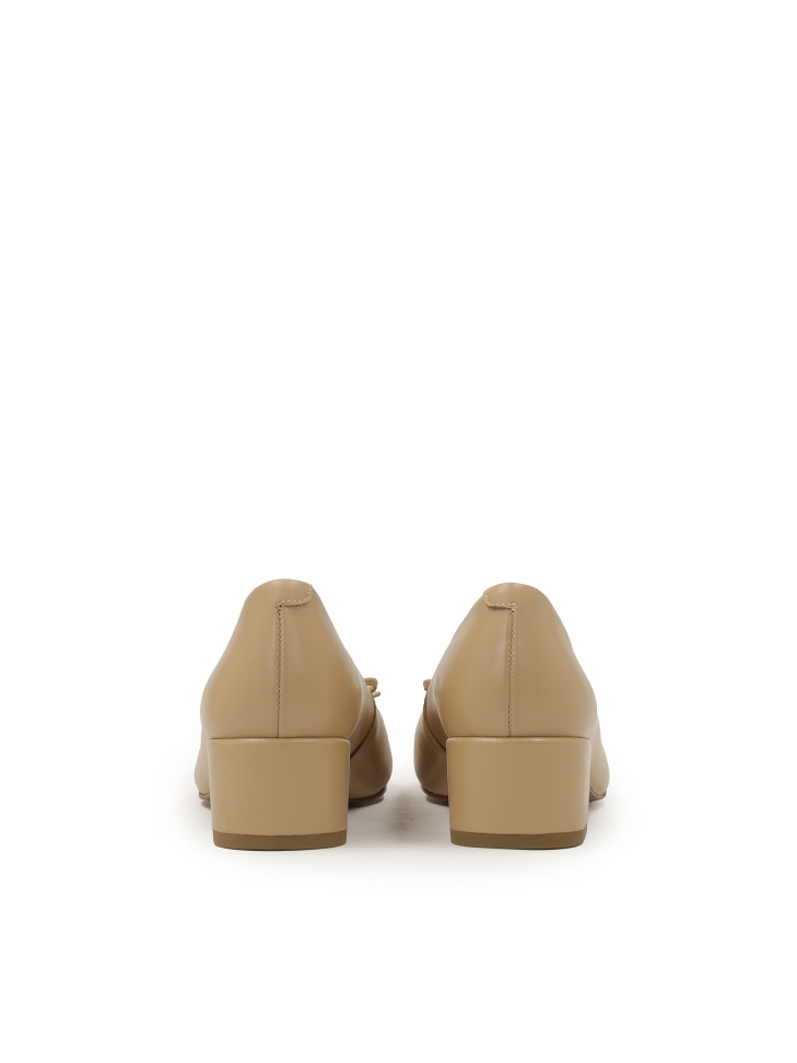 Zapatos de tacón de piel beige URSULE