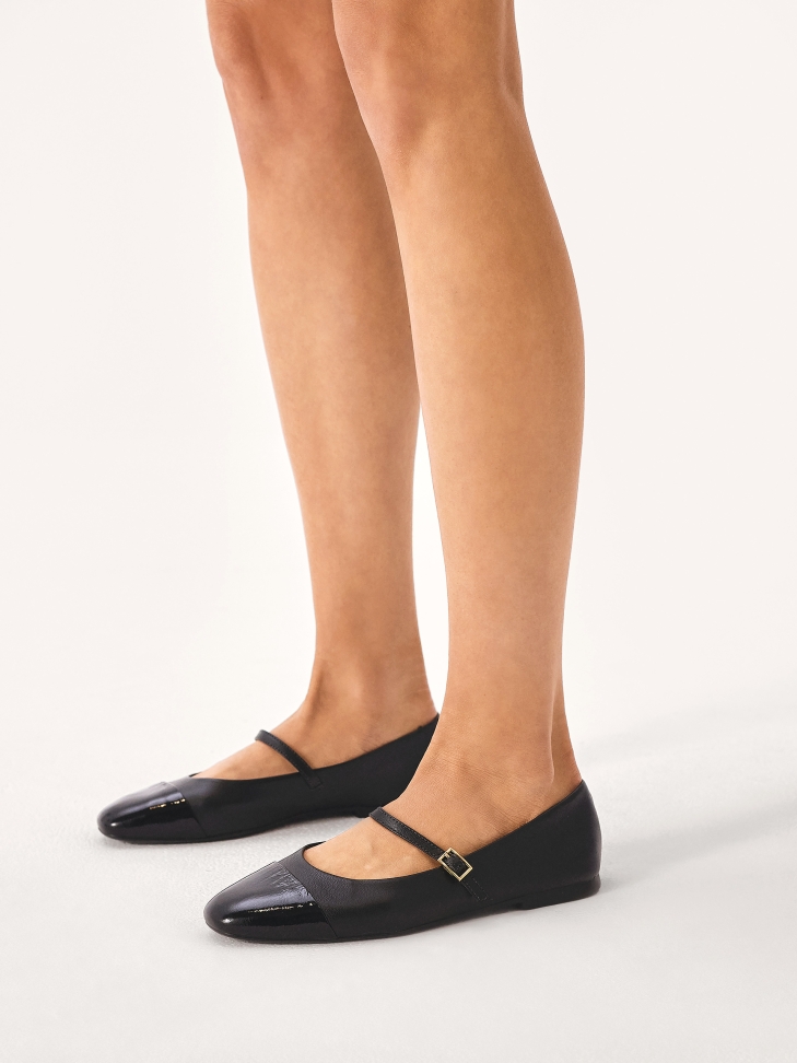 Bailarinas negras con punta de charol SISSI