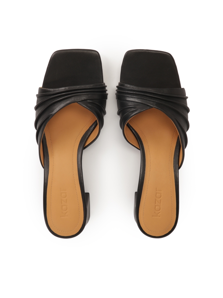 Mules de tacón con tira arrugada SENA