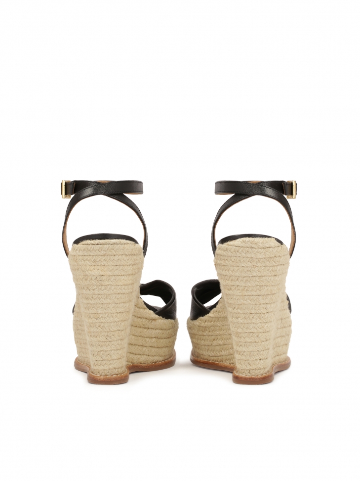 Sandalias negras de piel con plataforma CARMINA