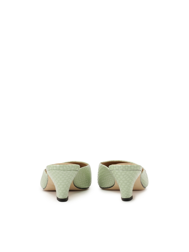 Mules con parte delantera incorporada con motivo en relieve KS LEONIE