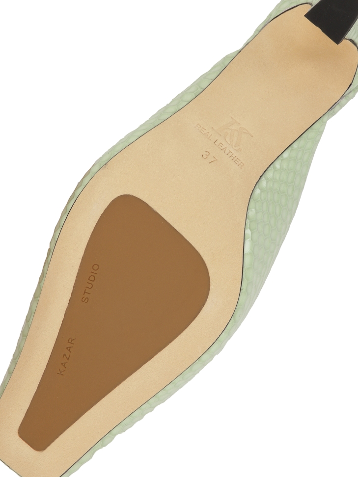 Mules con parte delantera incorporada con motivo en relieve KS LEONIE