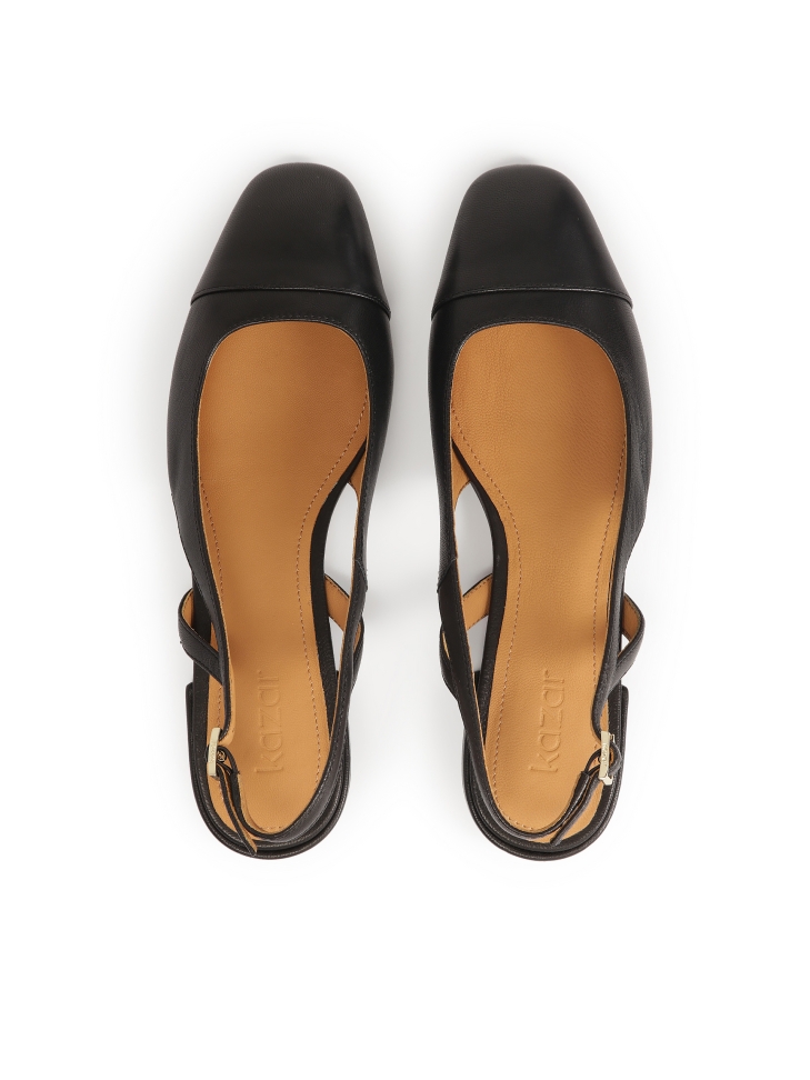 Bombas negras de suela plana con parte superior recortada BRIZA