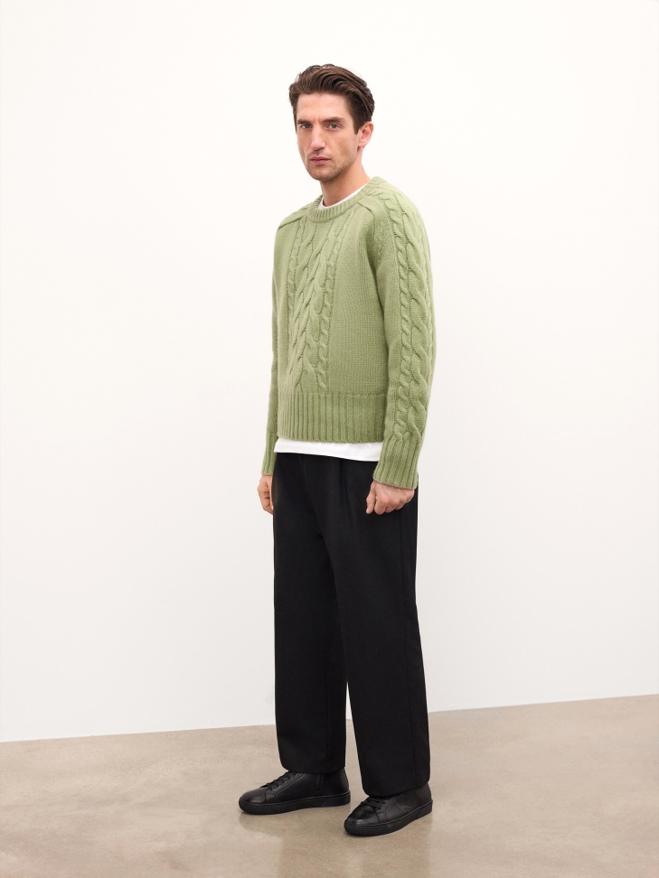 Zapatillas tobilleras de piel natural negra con logotipo en relieve AUGUSTINNO