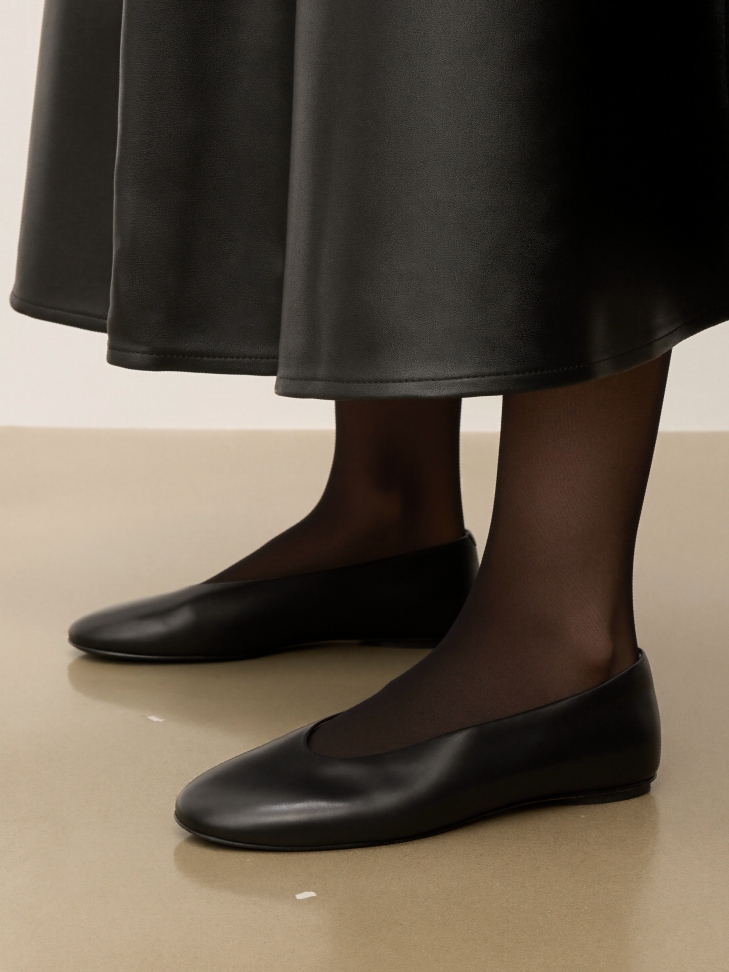 Bailarinas negras de piel suave  KS ANITE